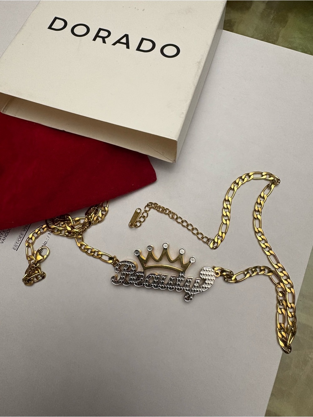 New Dorado DOUBLE PLATED CROWN “Beauty” NECKLACE W/ FIGARO CHAIN 18inch
